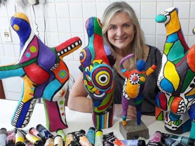 Gisele Faganello mostra suas  Nanas em Campinas