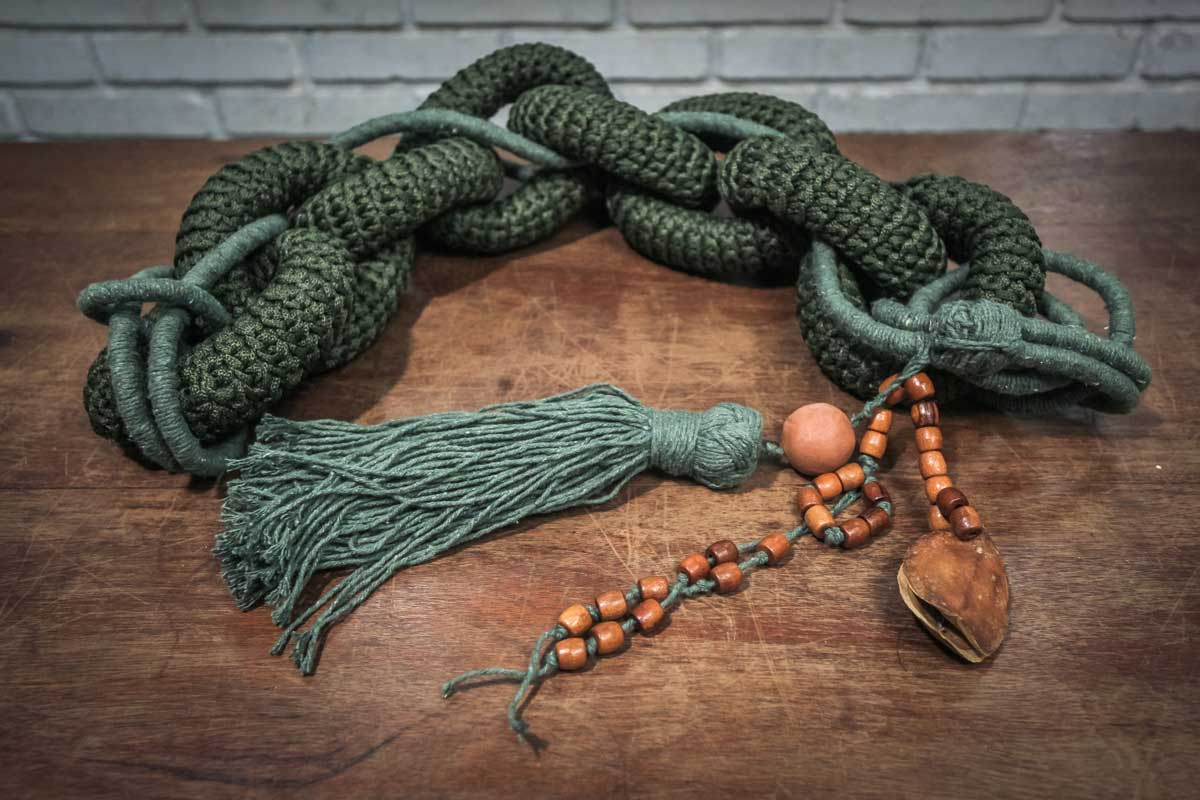 Colar de Mesa - Ref 010